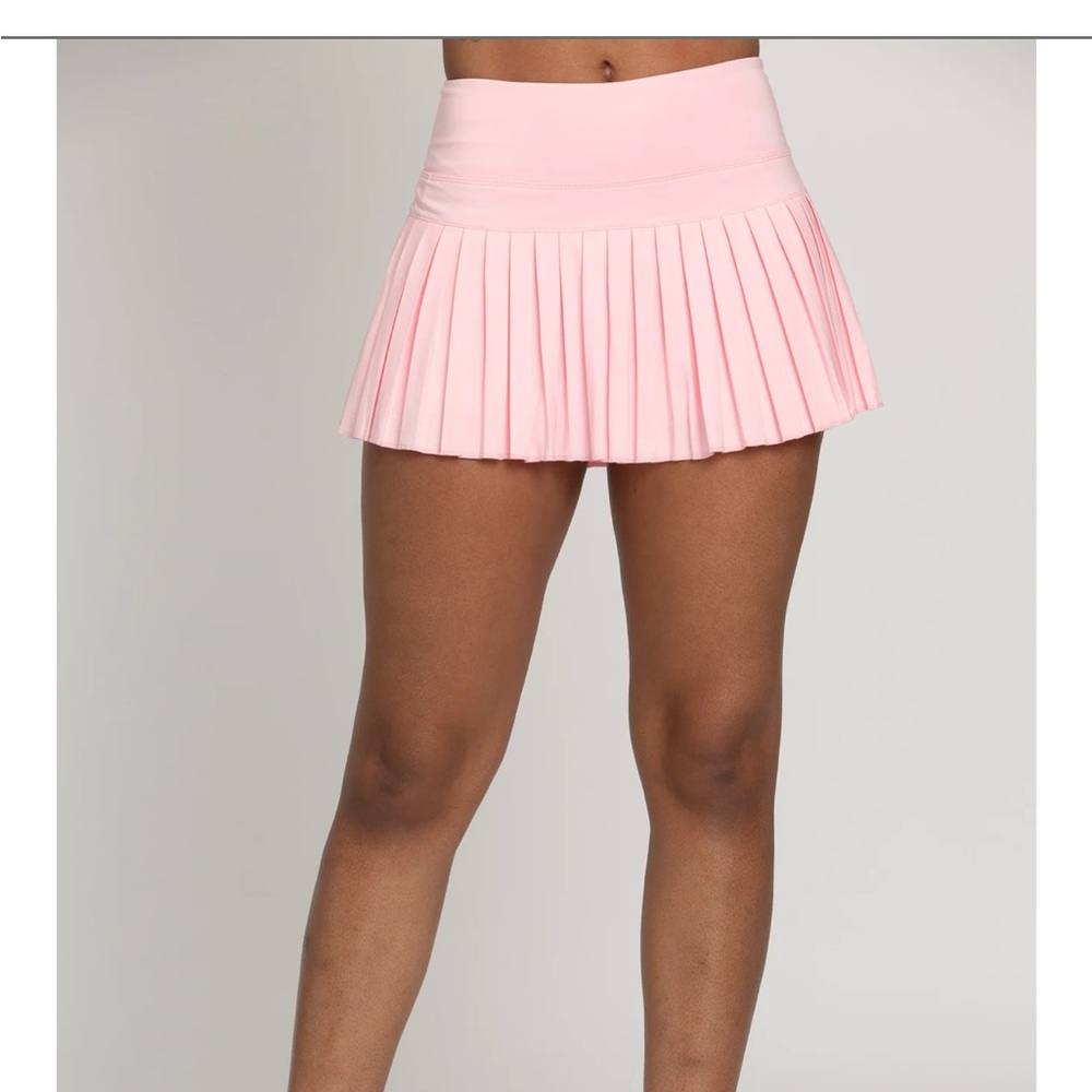 Goldhinge pleated skirt